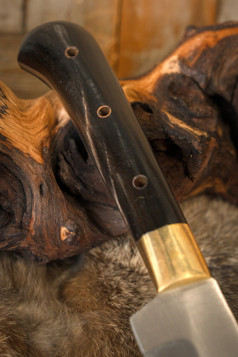 Middeleeuws mes Mildreth, semi-scherp