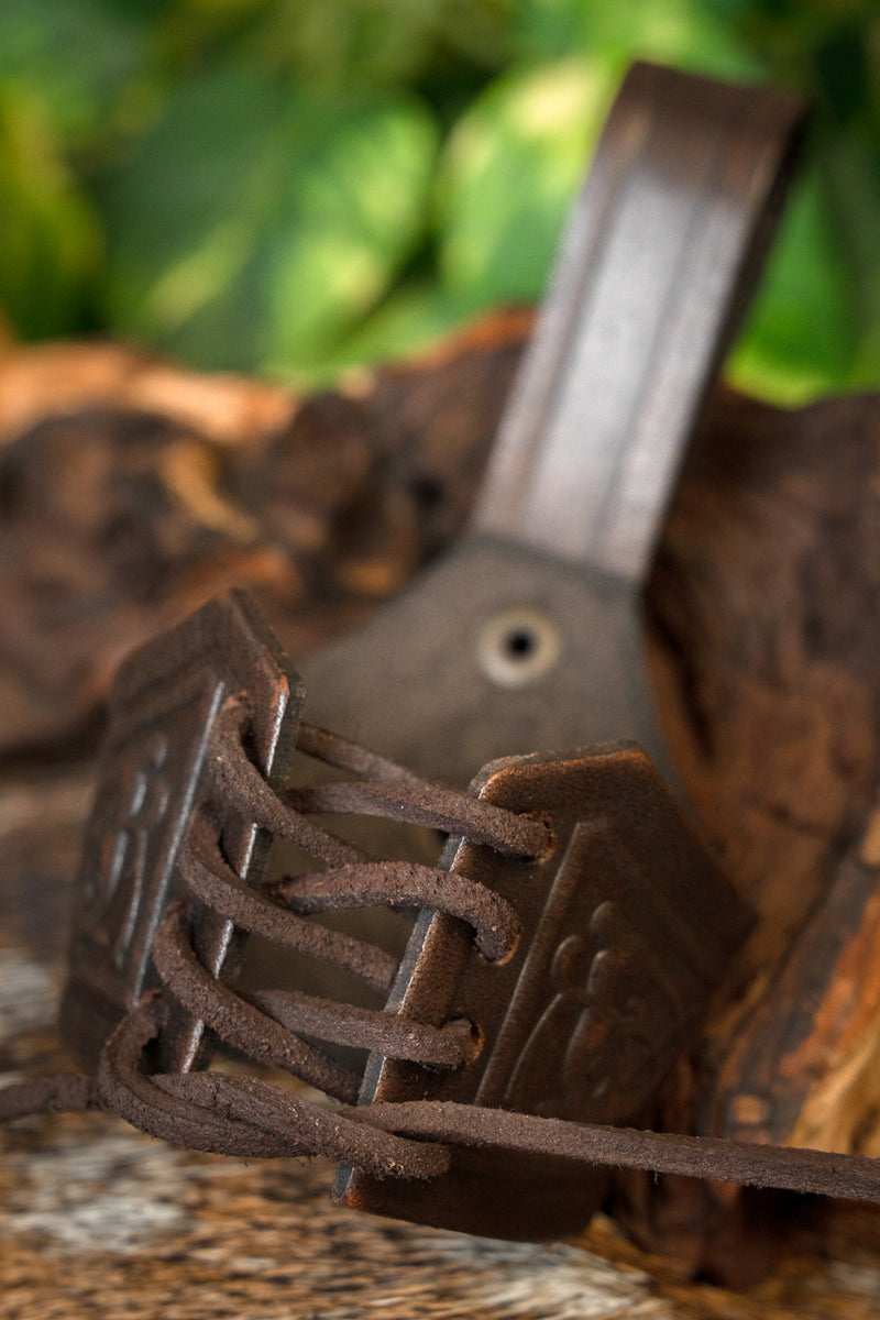 Corno per bere supporto Castagir marrone 