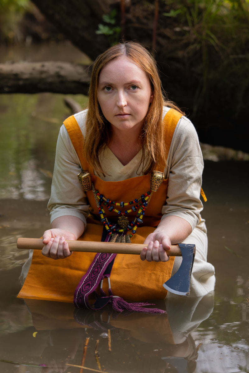 Animal head tortoise brooch Gotland, bronze