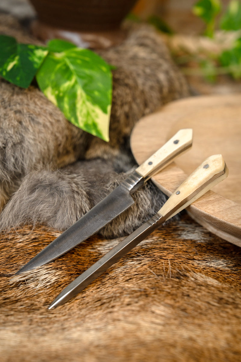 14e-15e eeuwse bestekset benen grip, klein