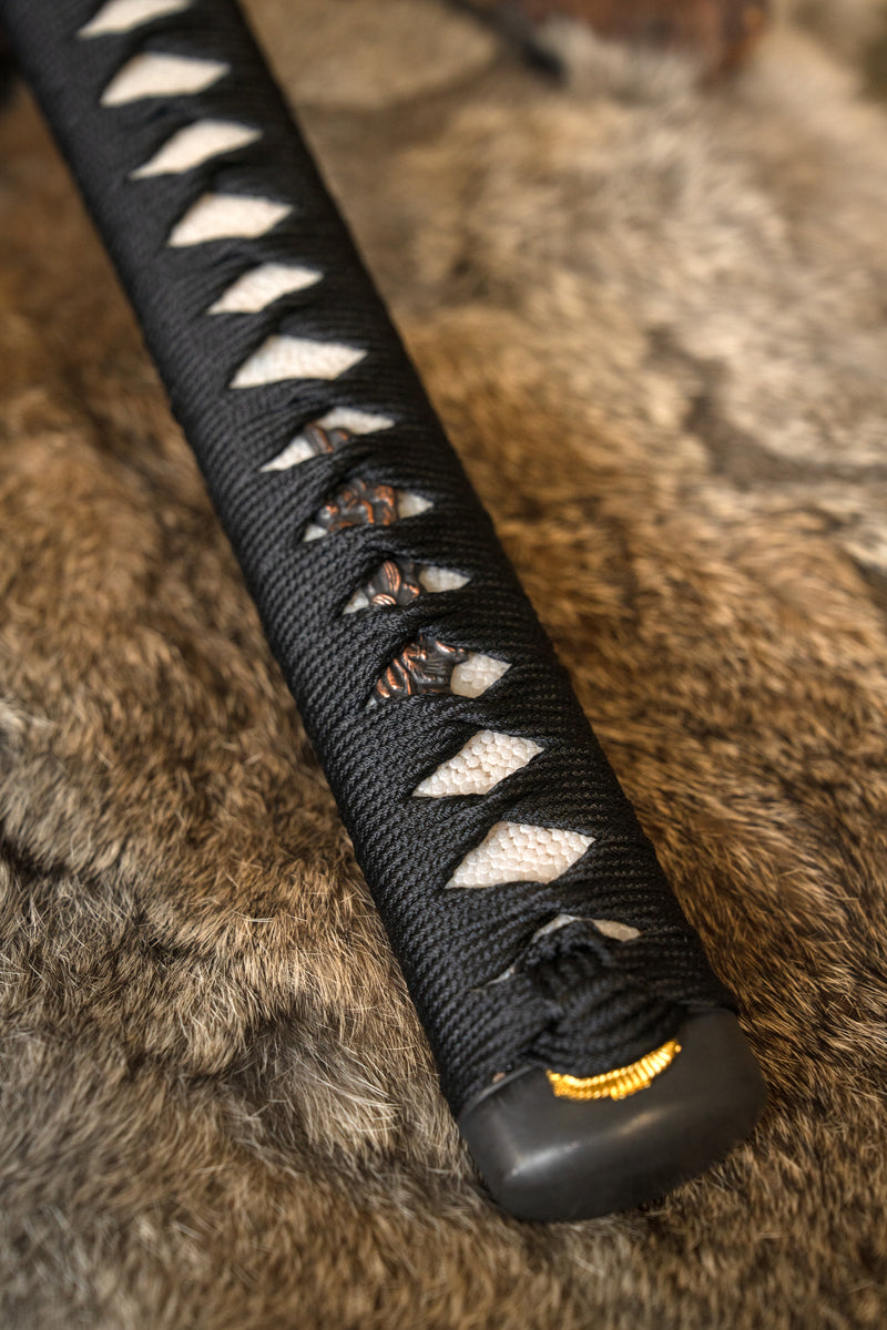 Impugnatura di katana nero 