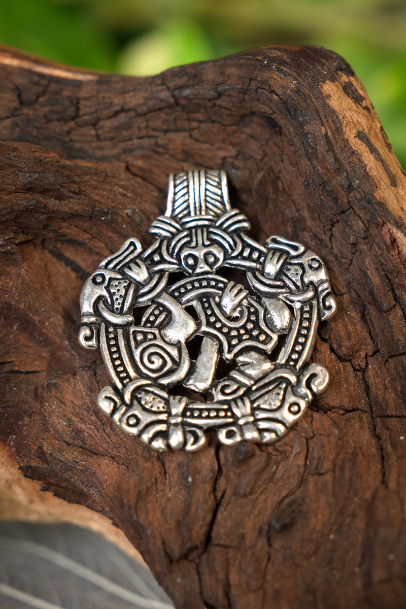 Vikingsmykke Norfolk Borre-stil, forsølvet bronze 