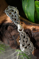 Verzilverde mantelsluiting met Midgardslang, verzilverd brons