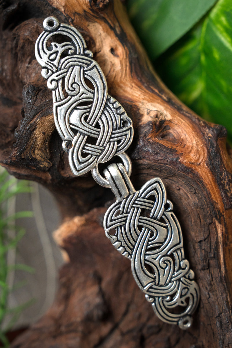 Wikingermantelschließe mit Drachen, versilberte Bronze 