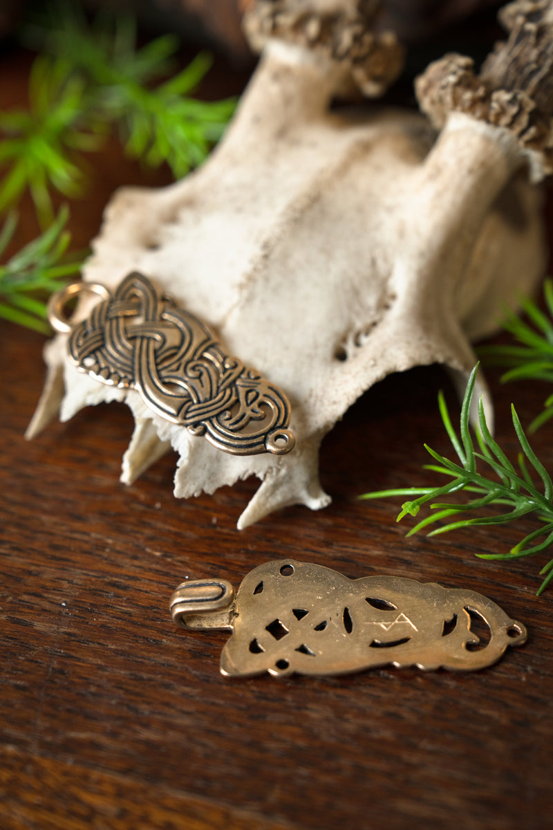 Viking mantelsluiting met draken, brons