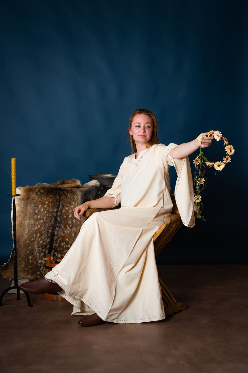 Middeleeuwse jurk Begina, naturel