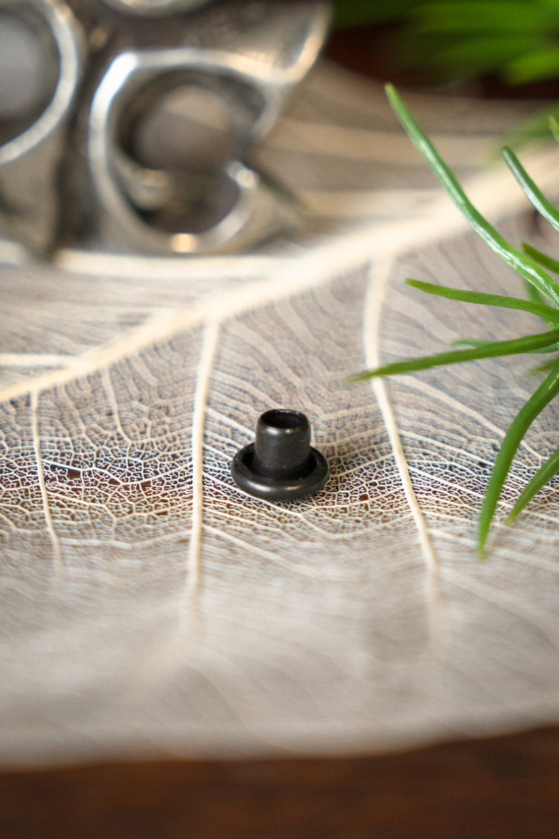 Trompeta romana adorno del cinturón, plateada 