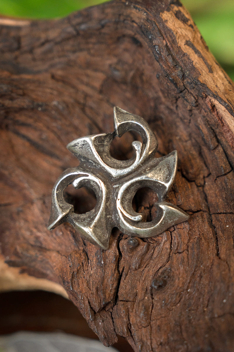 Trompeta romana adorno del cinturón, plateada 