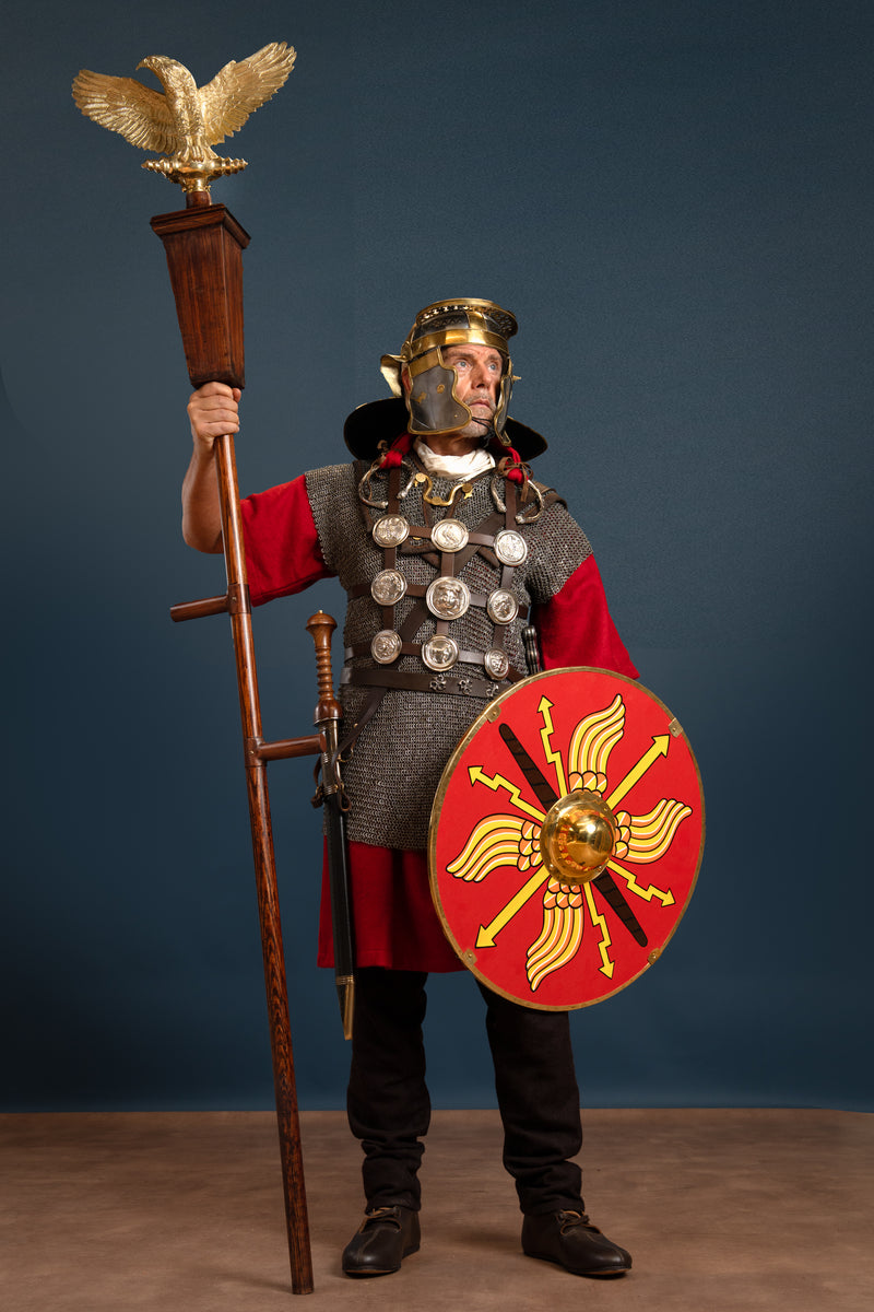 Aquila, romersk örn med schakt 