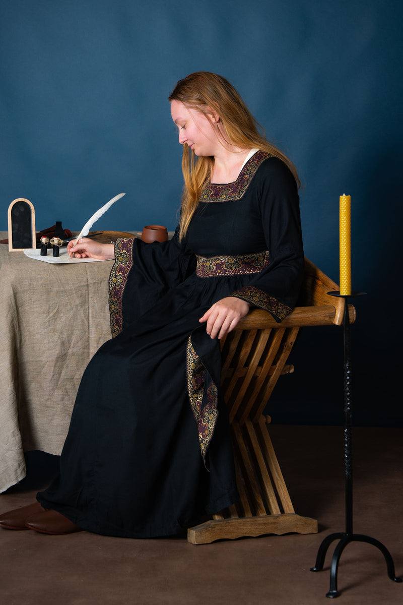 Medieval dress Eleonora, black