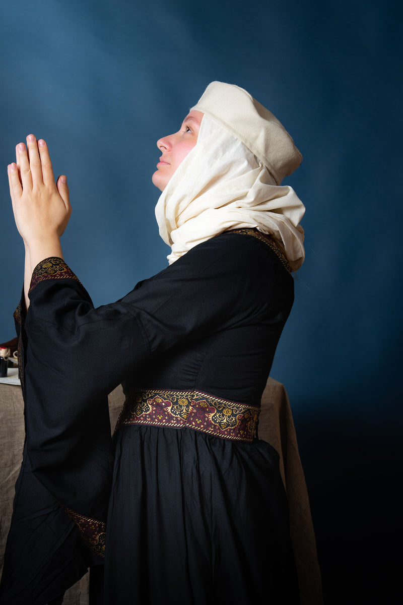 Middeleeuwse hoofddoek, crème