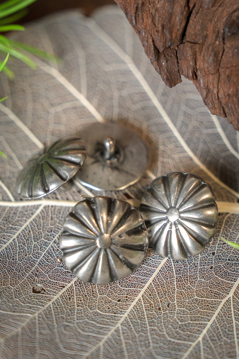 Medieval adorno del cinturón con roseta (conjunto de 5 piezas), latón plateado 