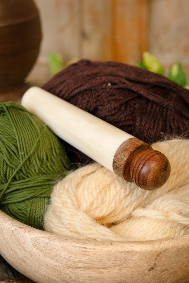 Medeltida nålask i ben 