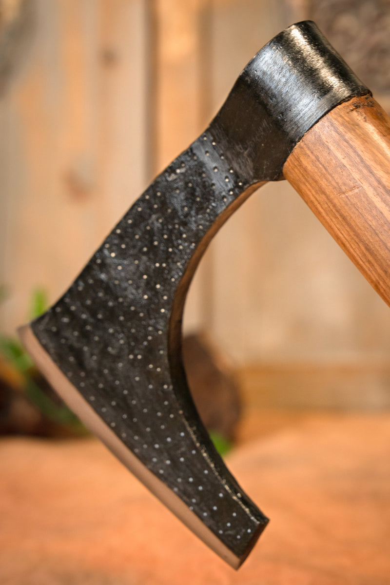 Viking Huscarl skeggox, type C, semi-tranchant 