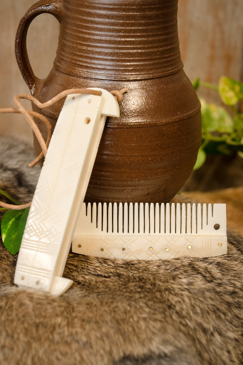 Zweedse Vikingkam met beschermhoes