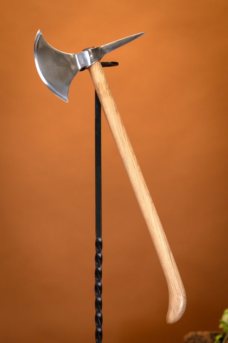 Strijdbijl Konrad, 16e eeuw, semi scherp