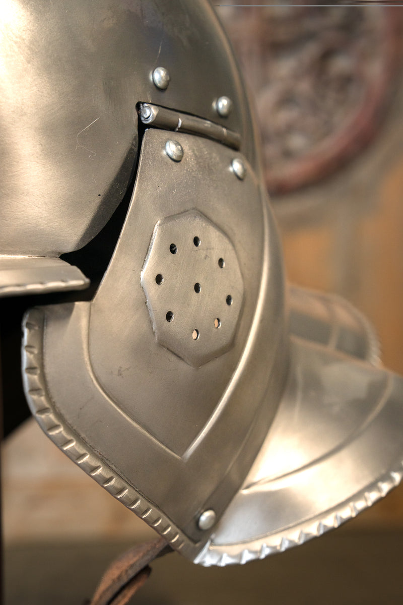 16e eeuwse Burgonet Kaspar gepolijst, 1.2 mm