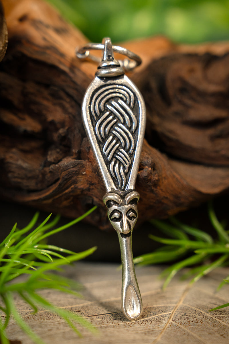 Viking oorlepel Adelsö, verzilverd brons