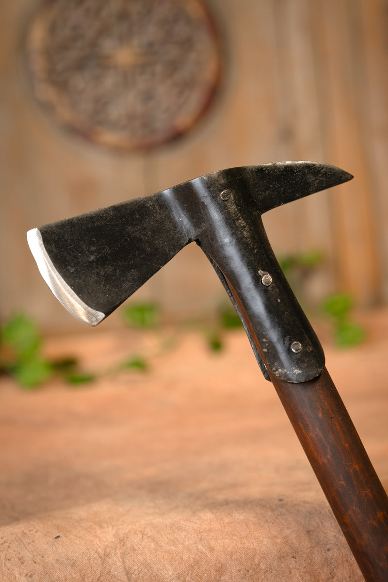 Piratabordningsyxa, halvvass 