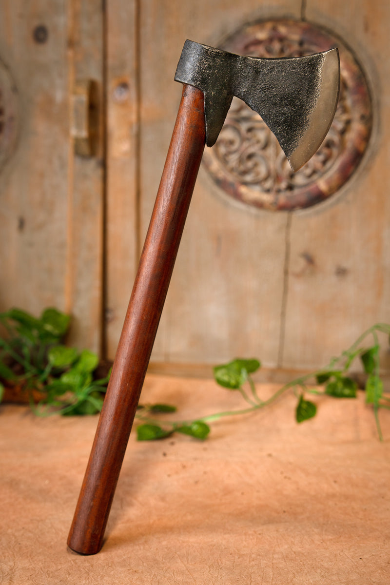 Skandinaviska träarbetare yxa, halvvass 