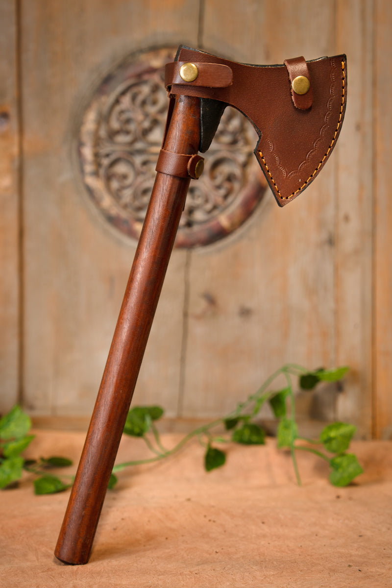 Skandinaviska träarbetare yxa, halvvass 