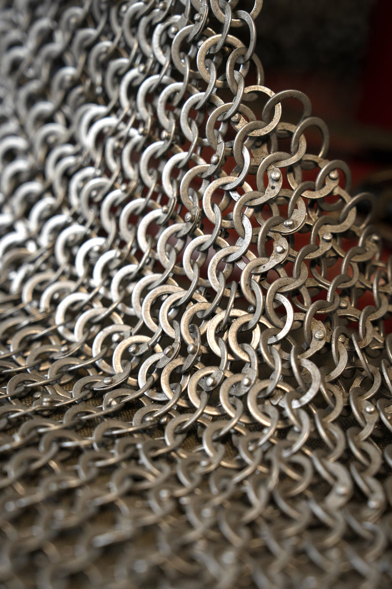 14th century bascinet with aventail flat rings round rivets, 2 mm (battle-ready)