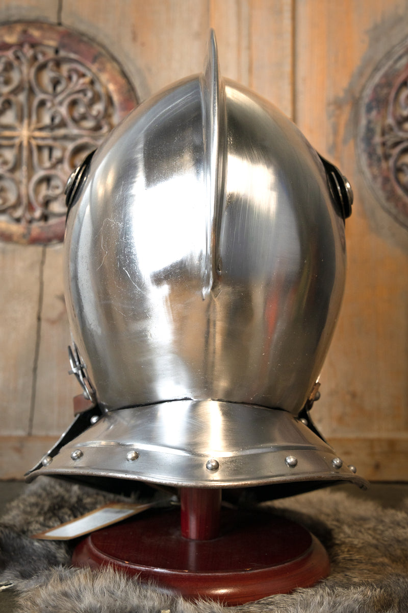 17e eeuwse gesloten helm, 1.6 mm