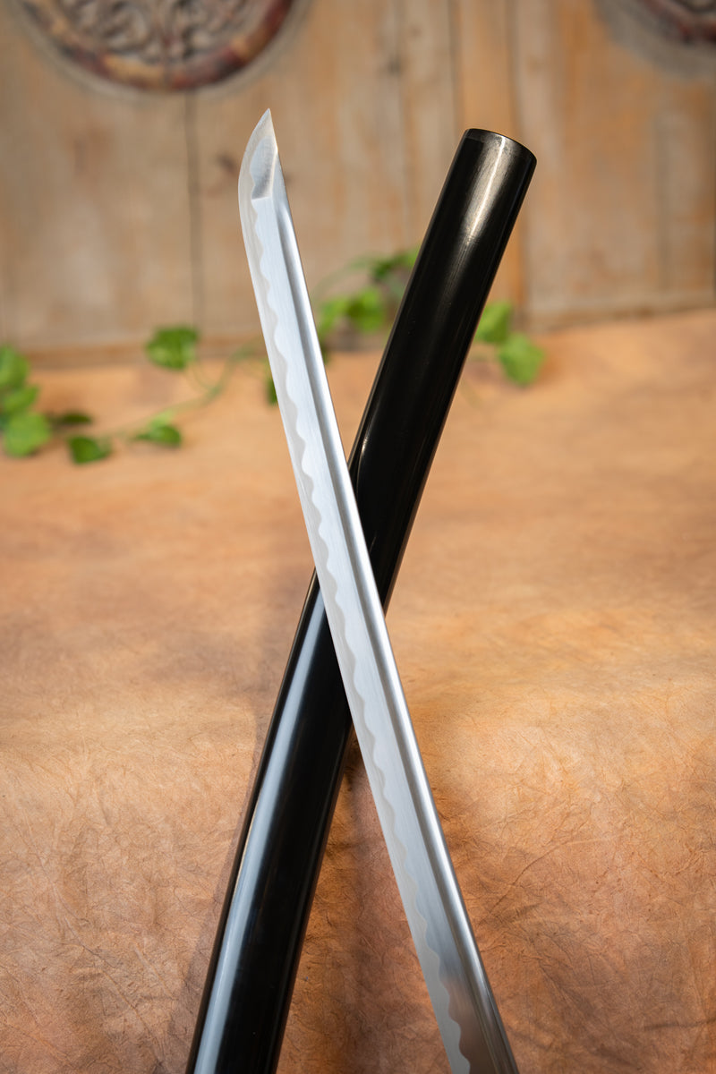 John Lee pratica ninjato, spuntato (battle-ready) 