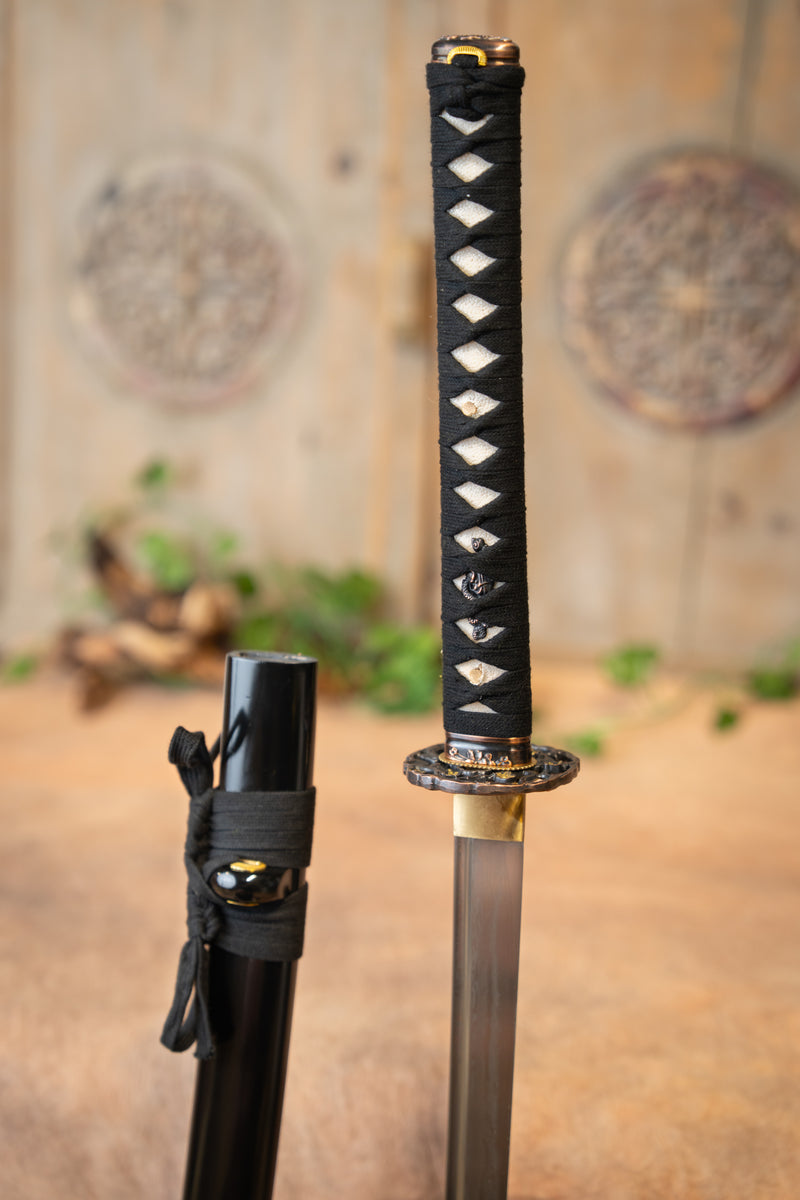 John Lee fleur d'or katana, tranchant 