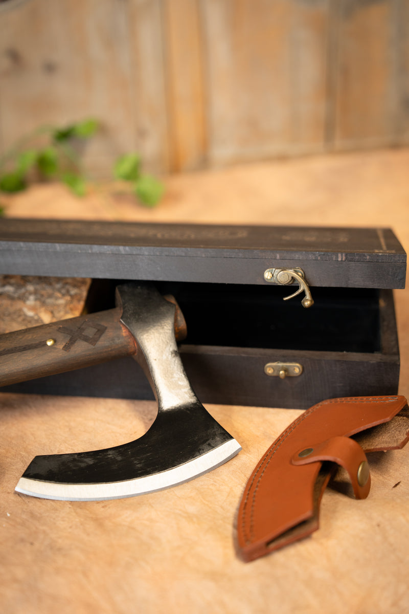 Viking set Othala axe and knife, semi-sharp