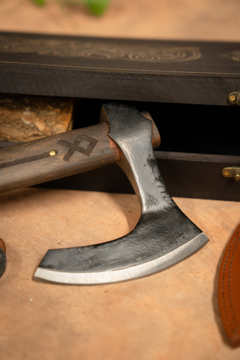 Viking set Othala axe and knife, semi-sharp