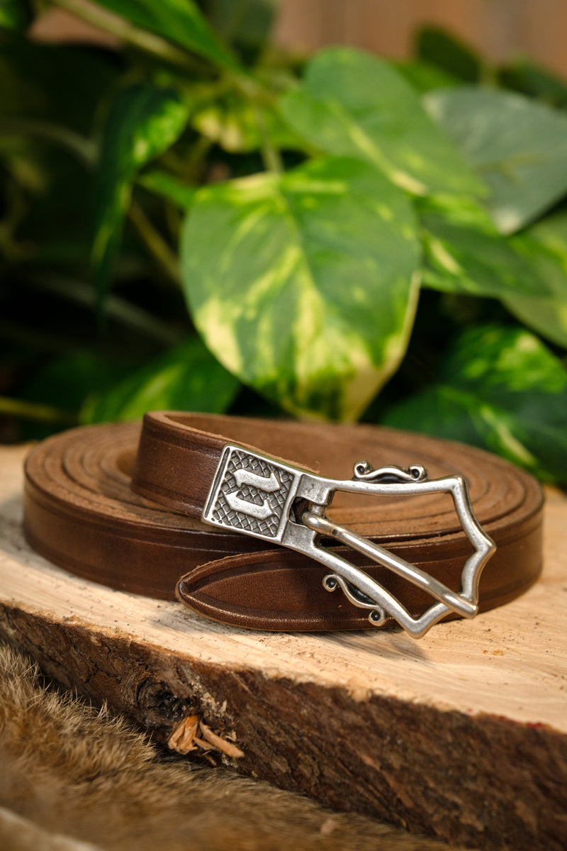 Gotische riem, 15e eeuw, verzilverde gesp, 151 cm