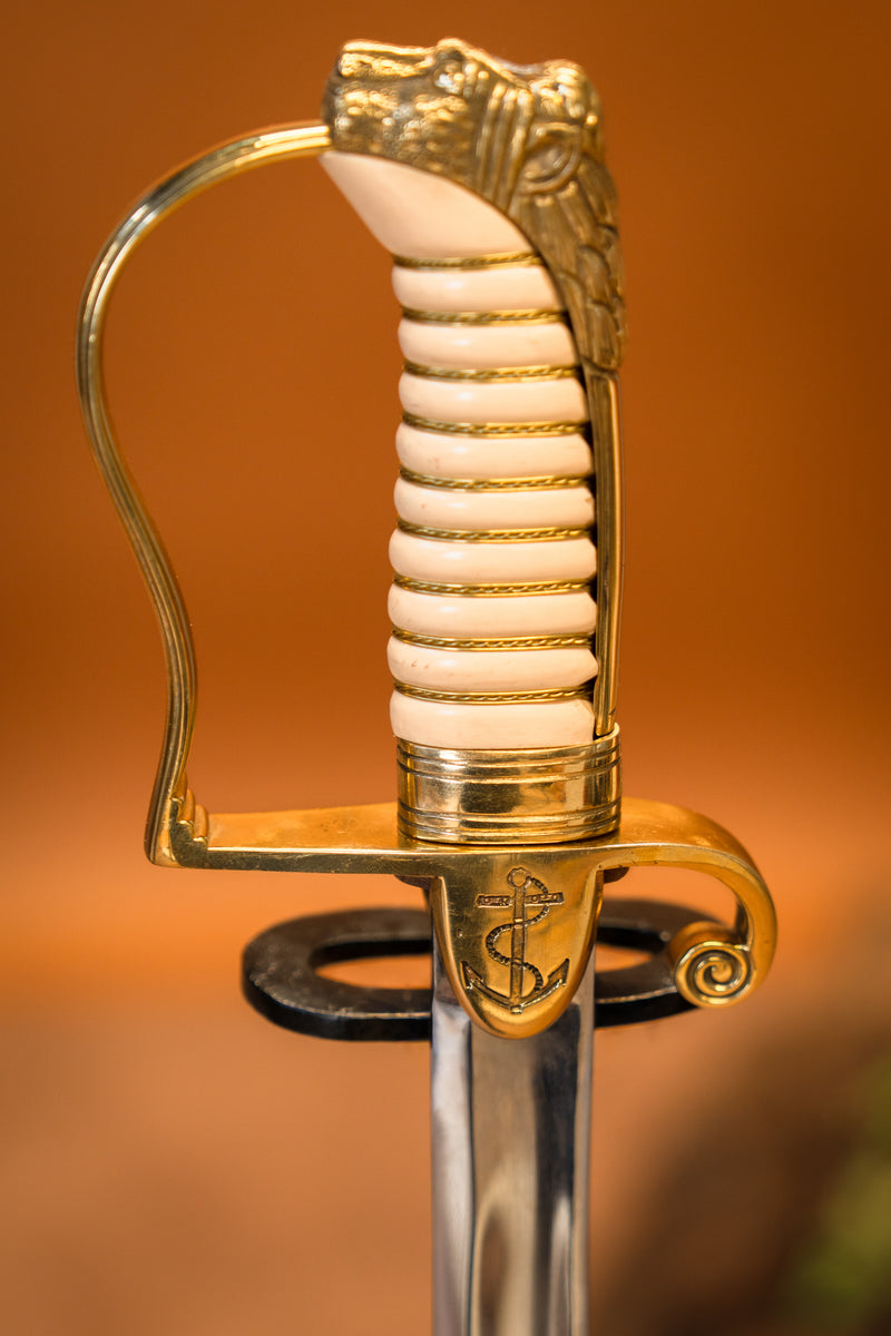 Espada de Horatio Nelson, semi-afilada 