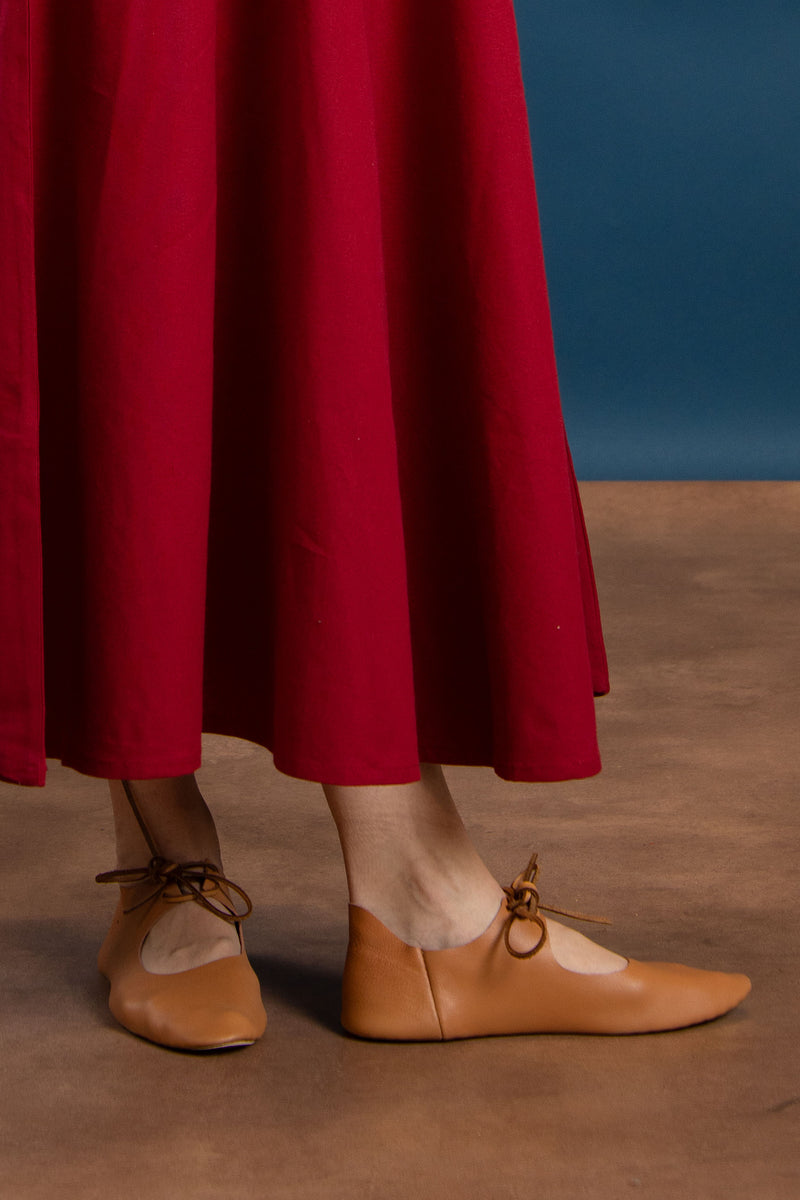 Keerschoenen met riem (1100-1500)