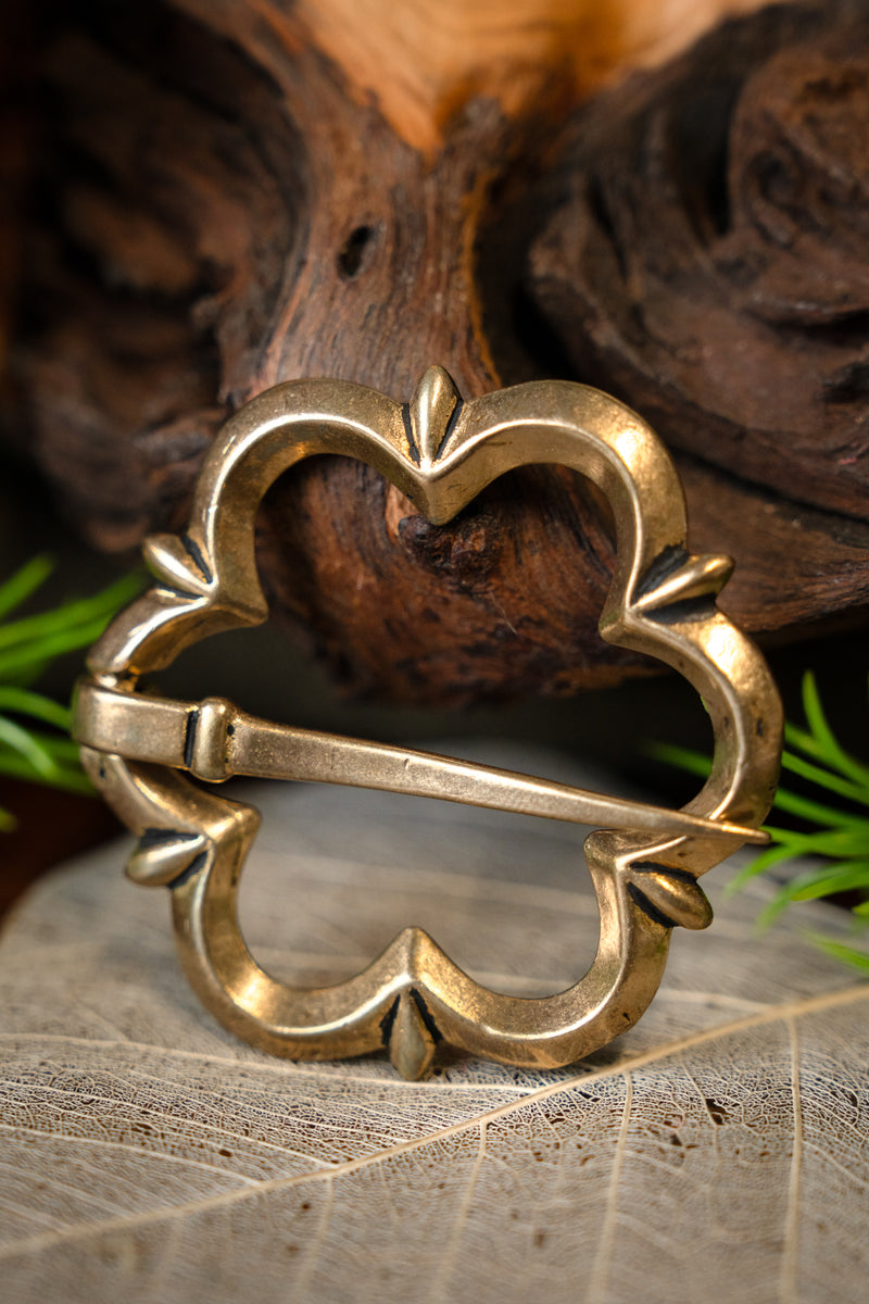 14e eeuwse Gotische broche, brons