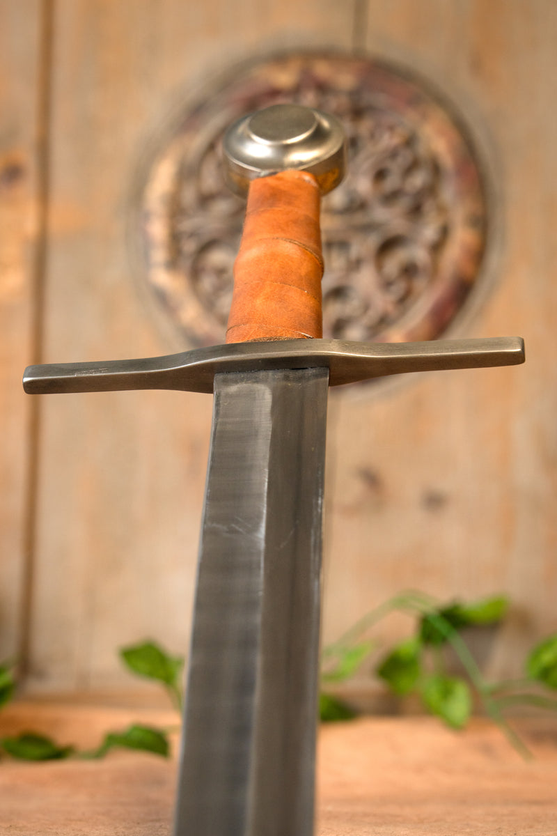 Gotische falchion, bot (battle-ready)