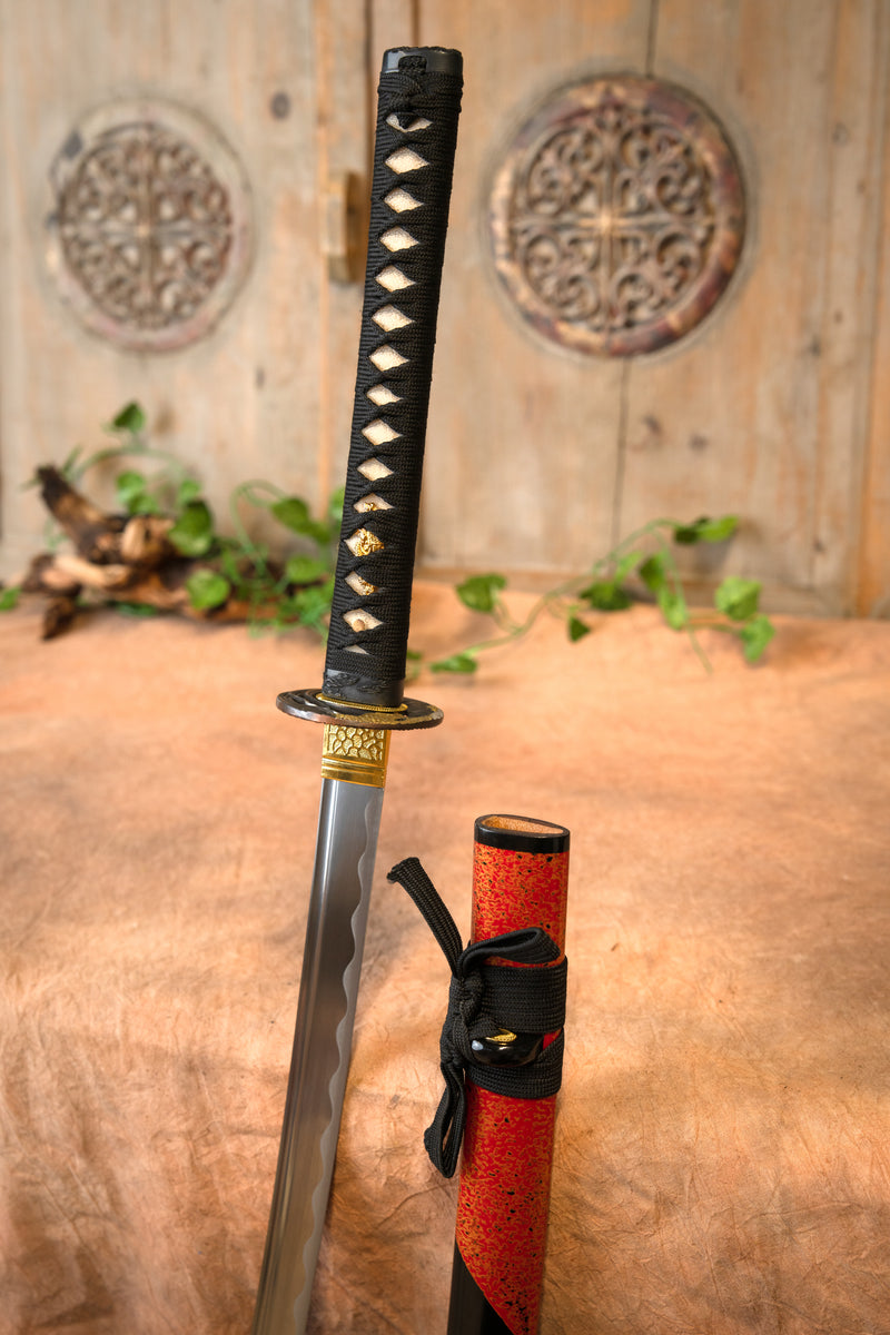 Kujaku Katana, semi-scherp