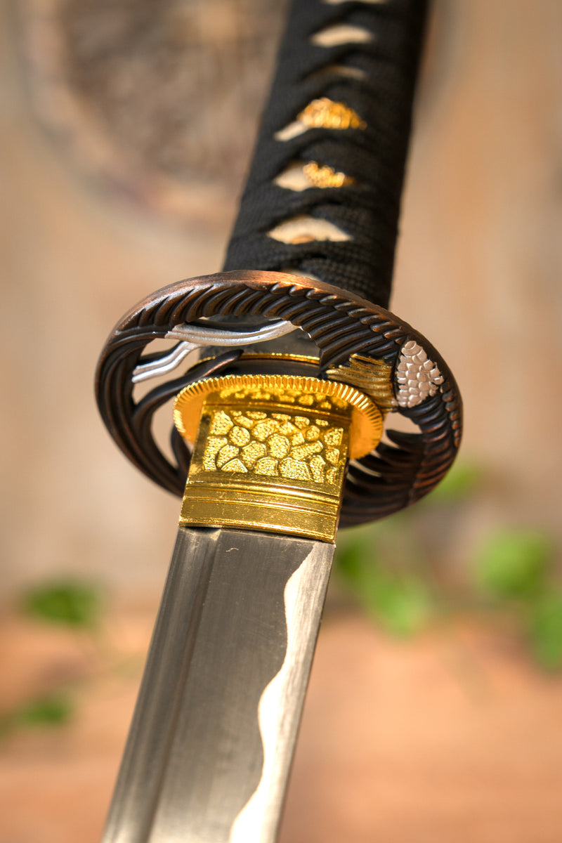 Kujaku Katana, semi-scherp