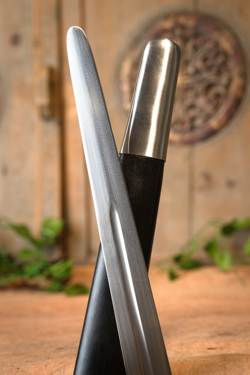 Engels gevechtszwaard, bot (battle-ready)