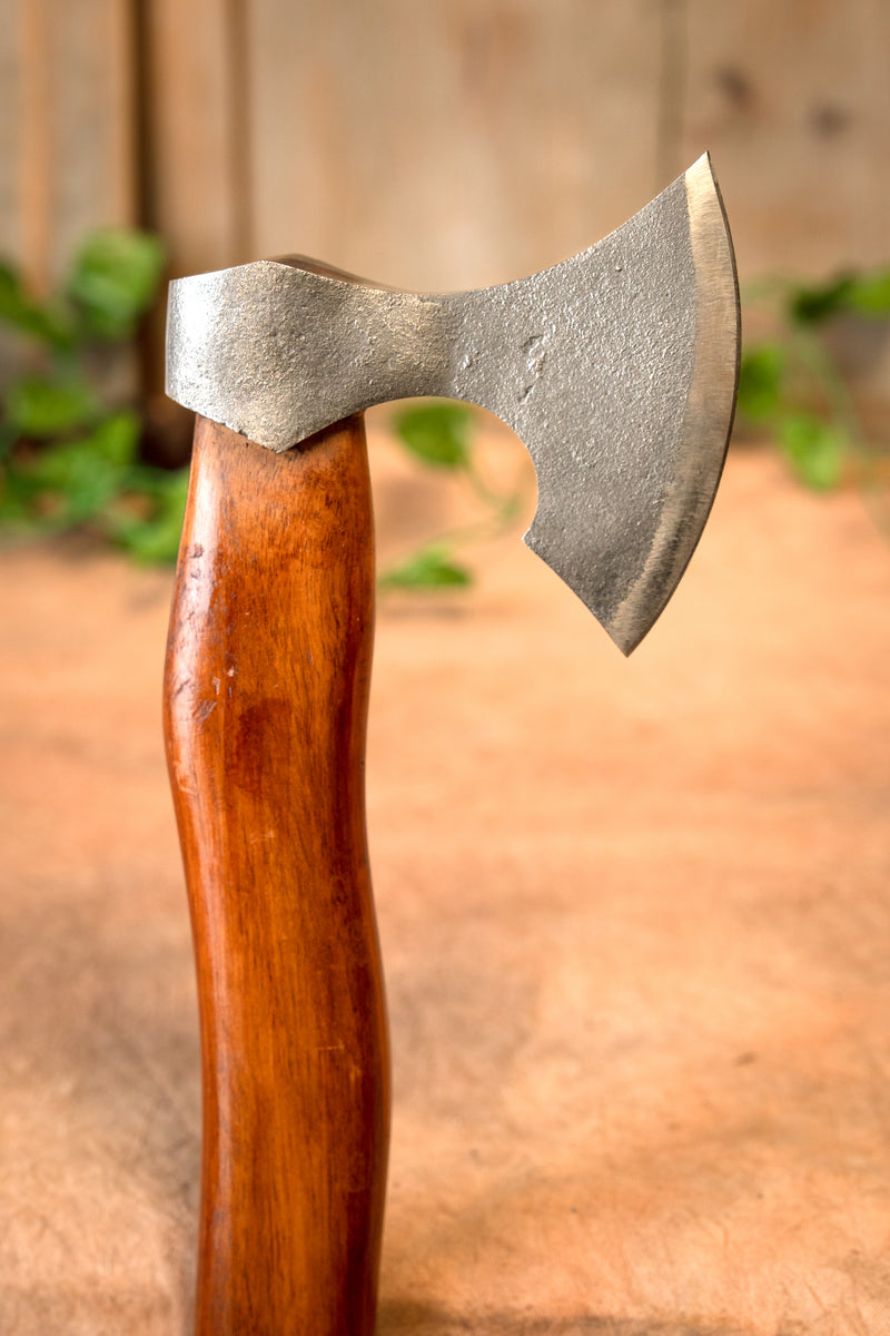 Tradycyjna siekiera drwala, średnio ostry 