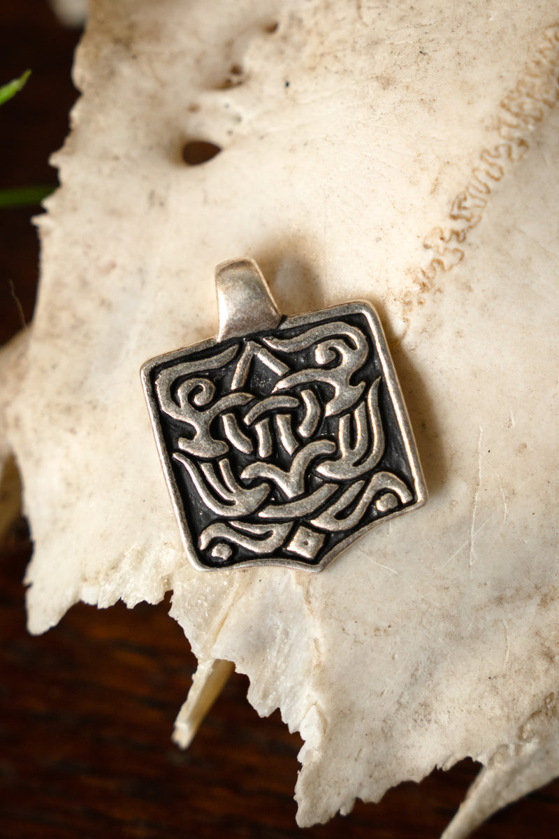 Arabisk vikingsmykke, forsølvet bronze 