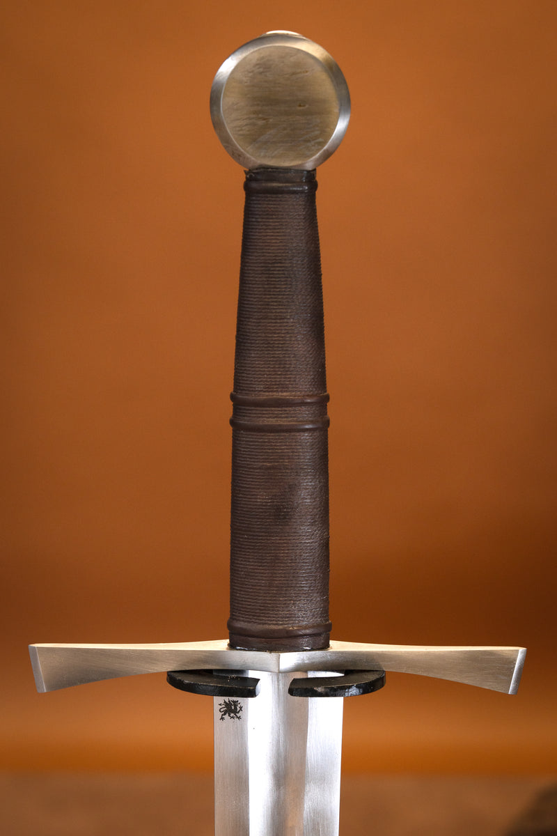 Épée bâtarde, trempé, semi-tranchant 