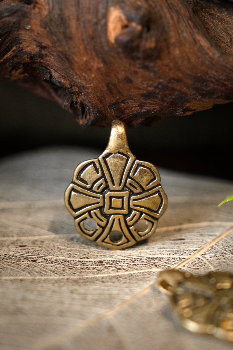 Angelsaksische sluitingen voor beenwindsels, brons