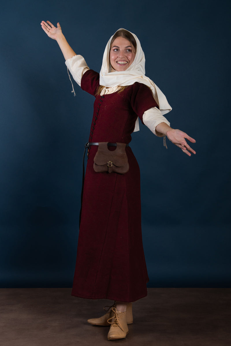 15e eeuwse cotehardie, wol, rood