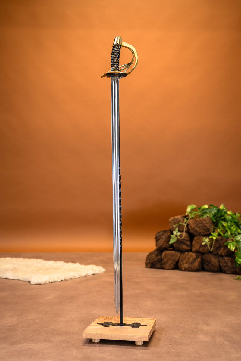 Napoleonic cuirassiers saber, semi-sharp