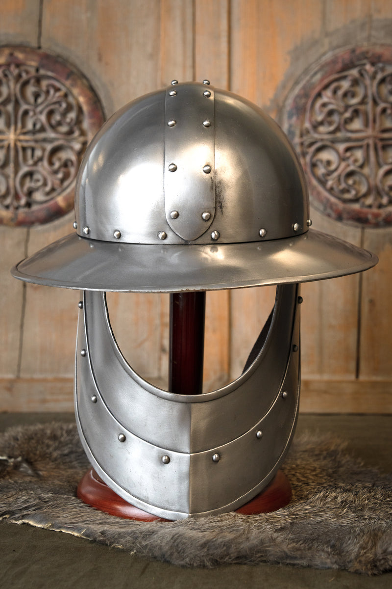 Mittelalterliche Eisenhut mit Bart, 1,2 mm 