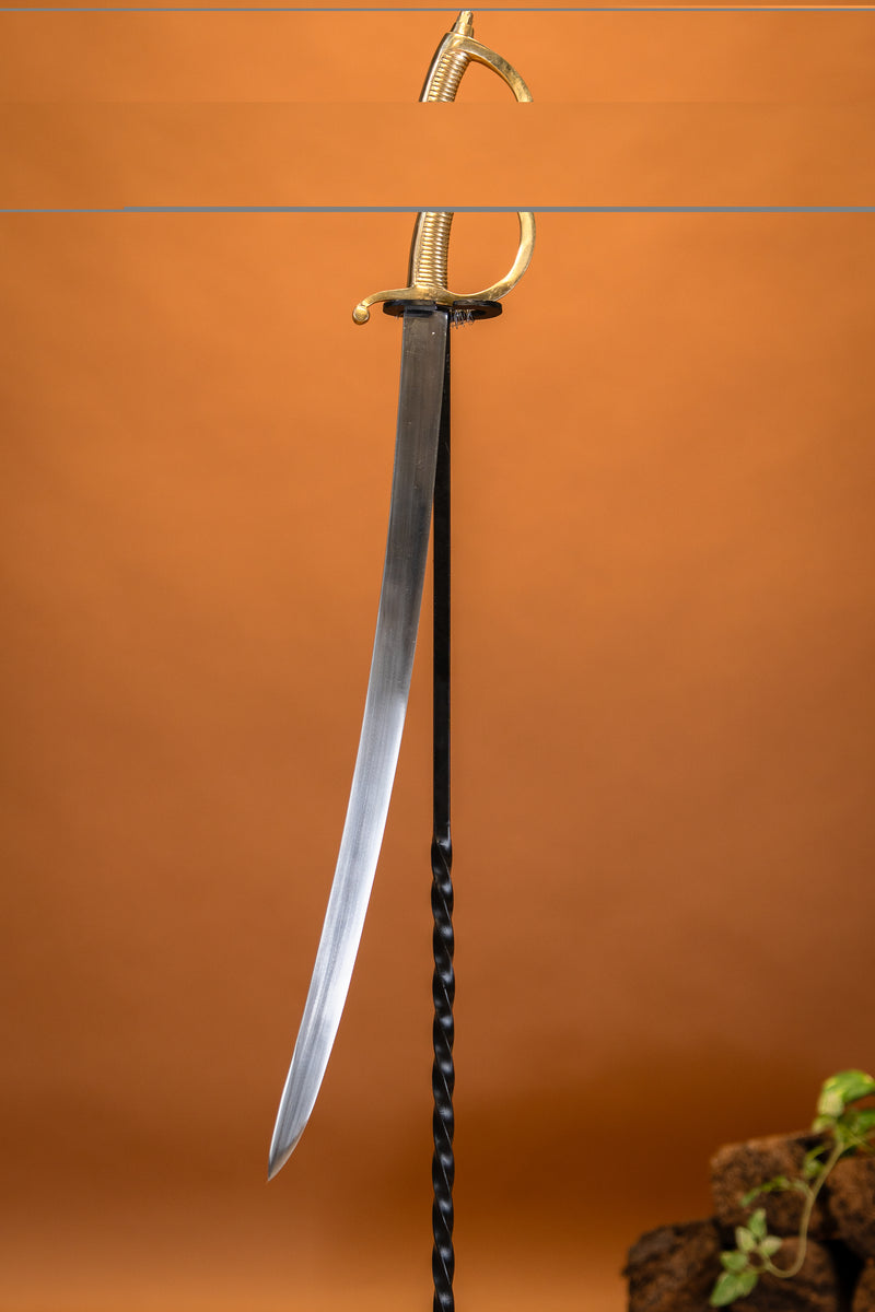 Hollands Briquetsabel, halvskarpt 