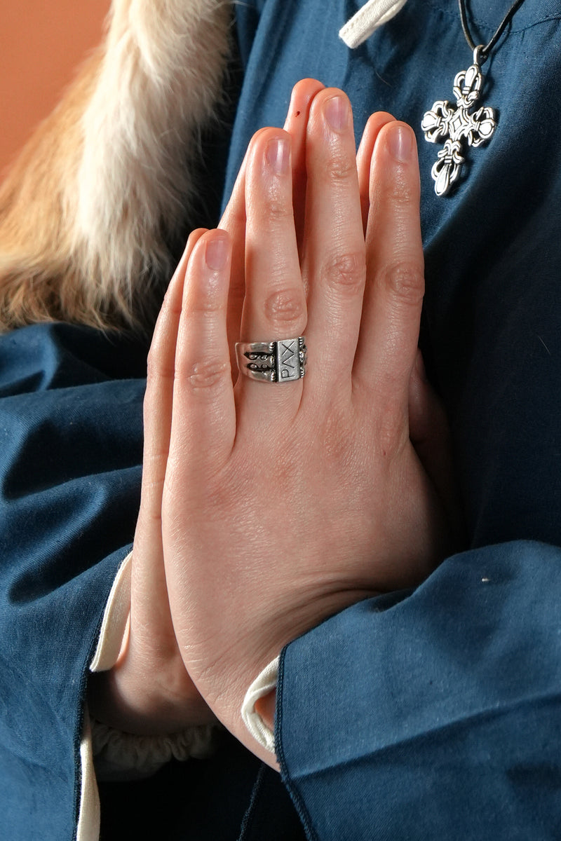 Anillo medieval Paz, bronce plateado 