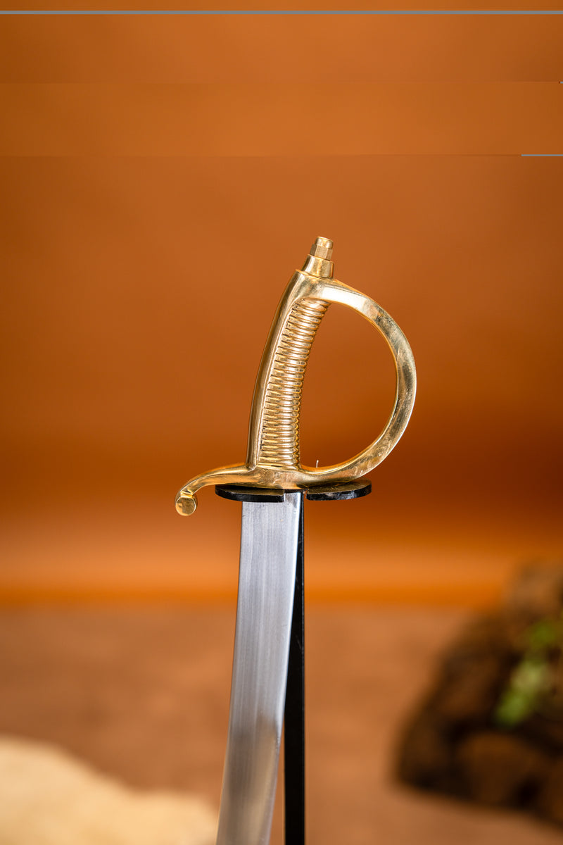 Hollands Briquetsabel, halvskarpt 