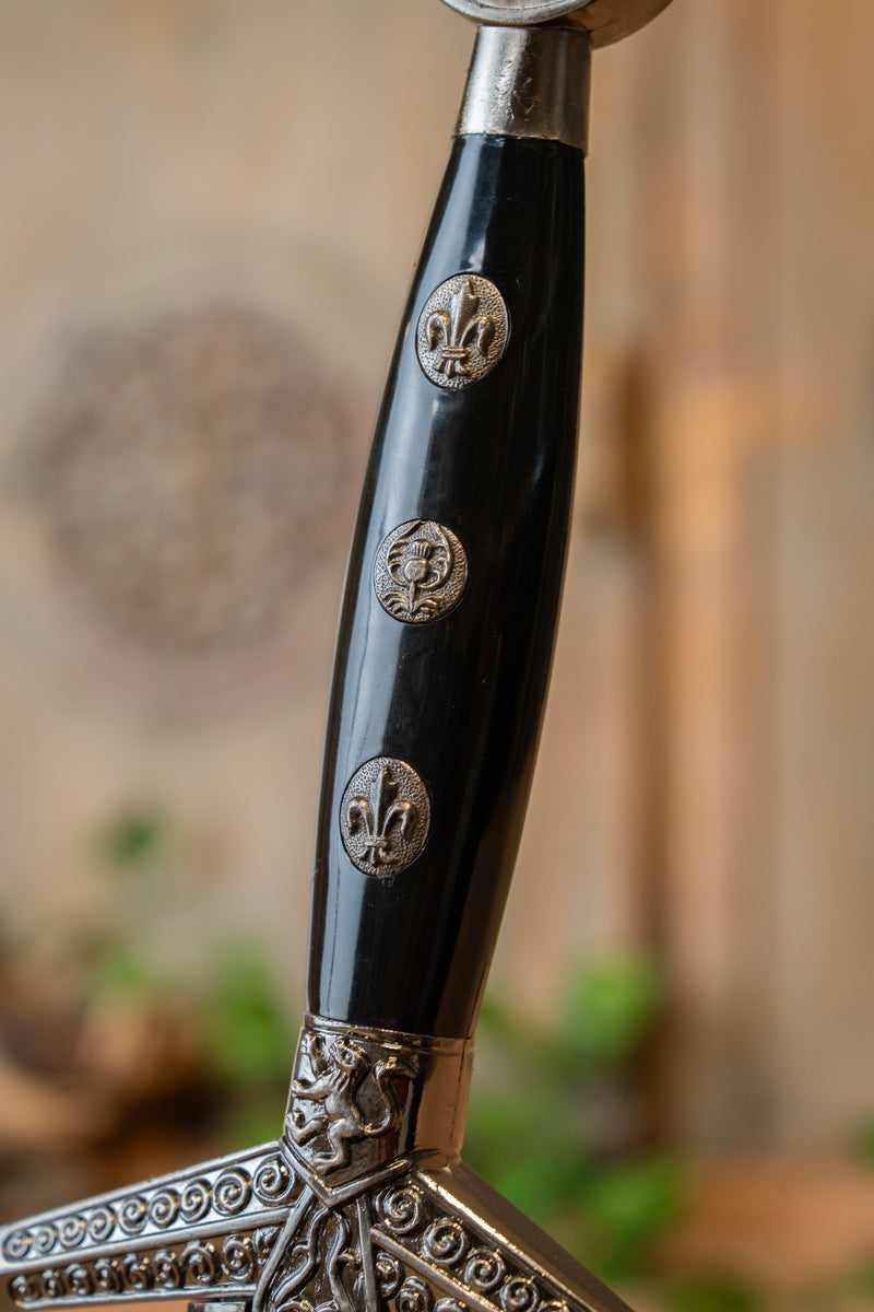 Claymore avec fourreau, semi-tranchant 